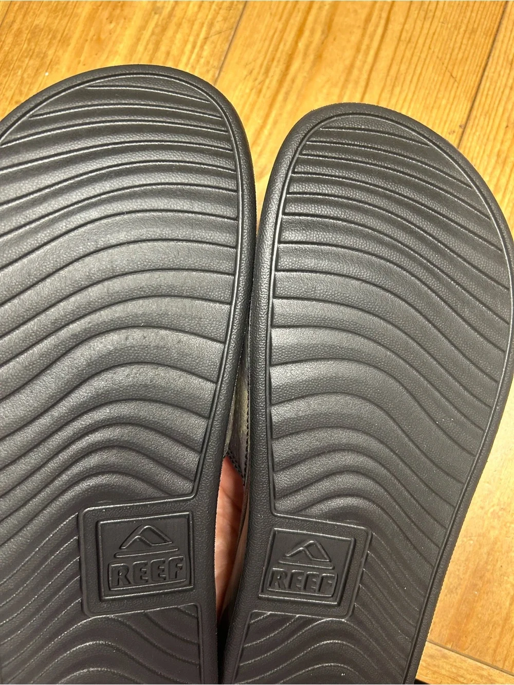 REEF MENS Phanton or Fanning waterproof slides. NWOT. Camo print size 10
